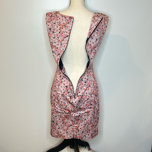 French Connection Flower V-Neck Dress Sz 6 - Picture 4 of 7